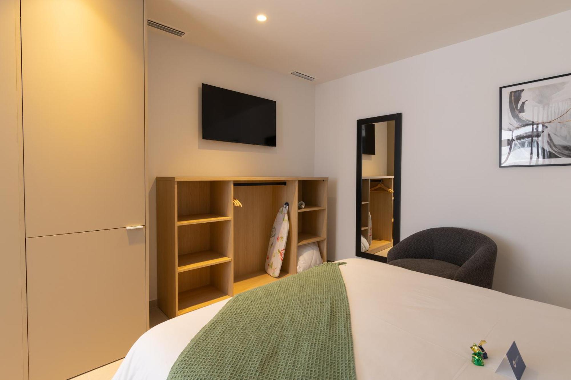 Dorm4You Arena Terraza 04 Valenza Esterno foto